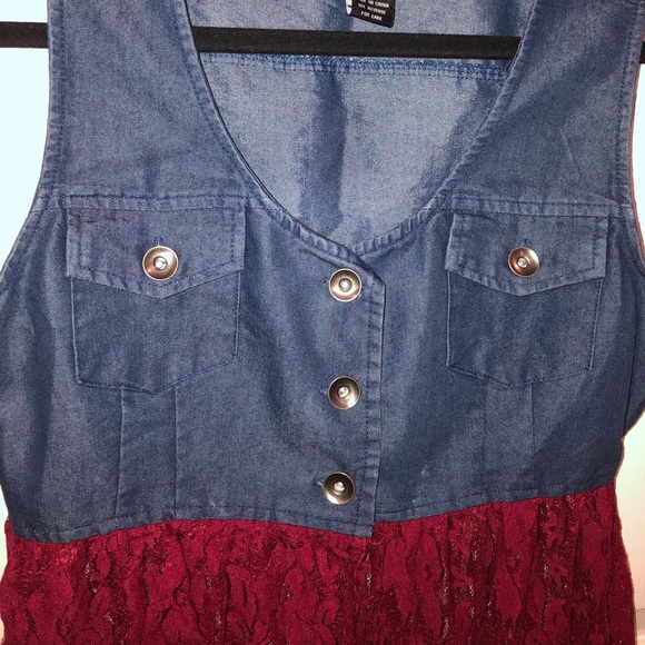 Lace Bottom Tank Top - Picture 3 of 10